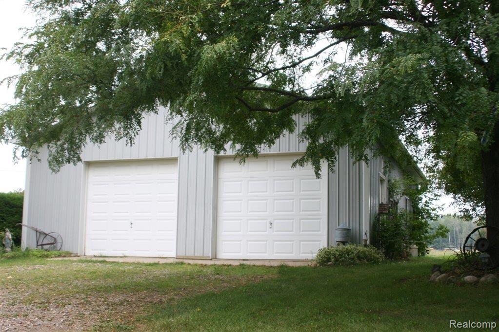 3838 Pratt Road Metamora, MI 48455 - Photo 8 of 8 2012-09-05 00.52.37-1.jpg