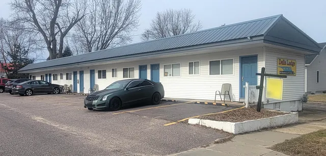 $360,000 | 410 Wisconsin Avenue, Wisconsin Dells, WI 53965