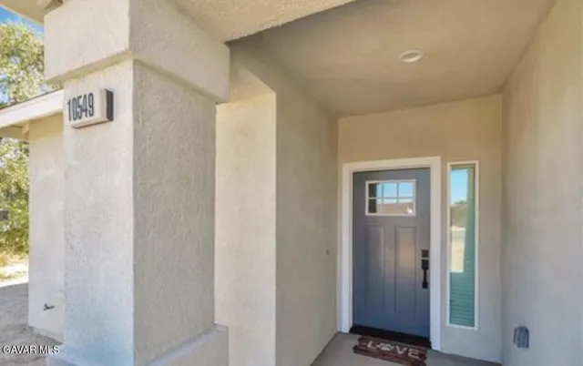 a view of an entryway