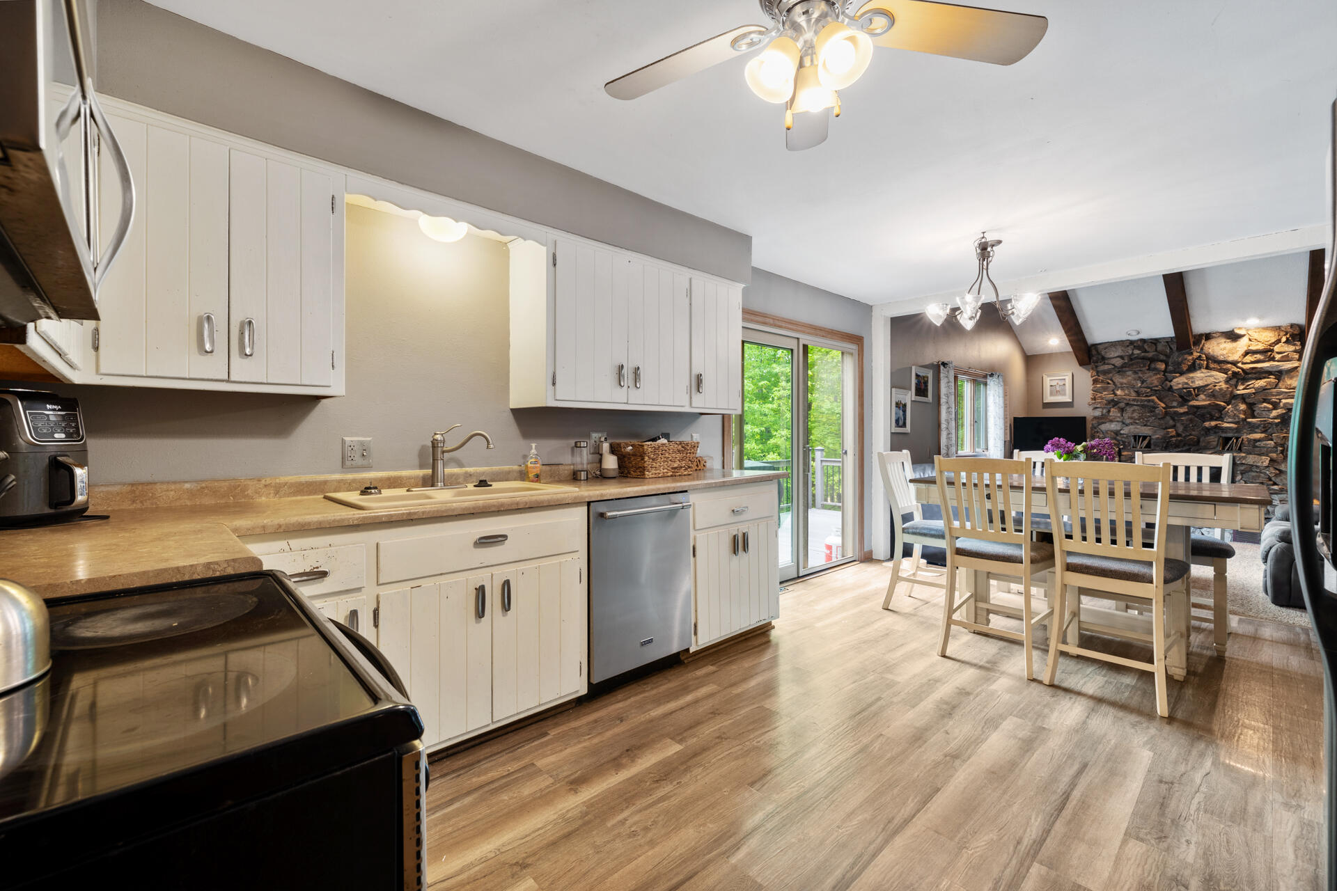 3324 County Highway Slinger, WI 53086 - Photo 13 of 34 7-Interior_3324 County Hwy CC