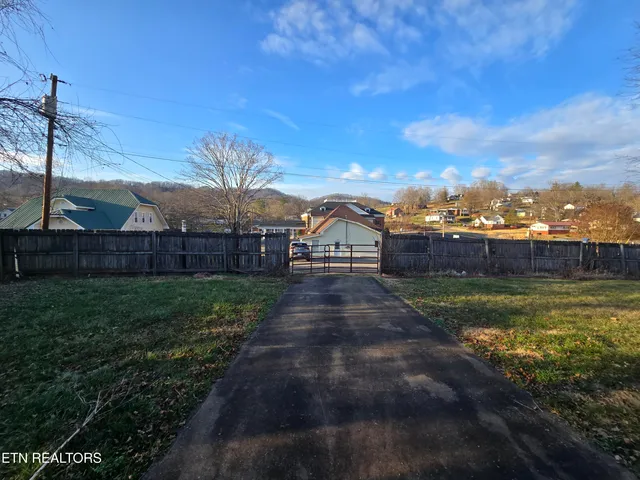 $259,000 | 361 Joslyn Avenue, Pennington Gap, VA 24277