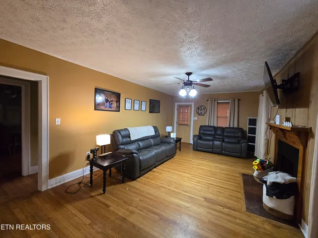 $259,000 | 361 Joslyn Avenue, Pennington Gap, VA 24277