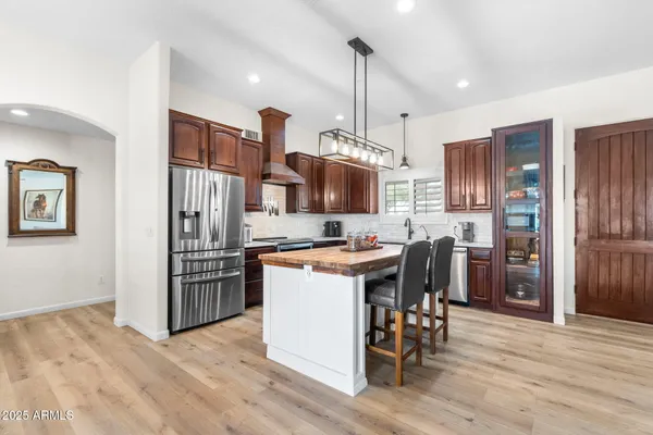 $995,000 | 420 West Adamanda Drive, Phoenix, AZ 85086