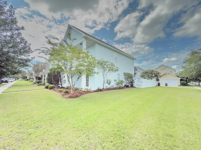 $2,400 | 237 Trillium Avenue, Summerville, SC 29483