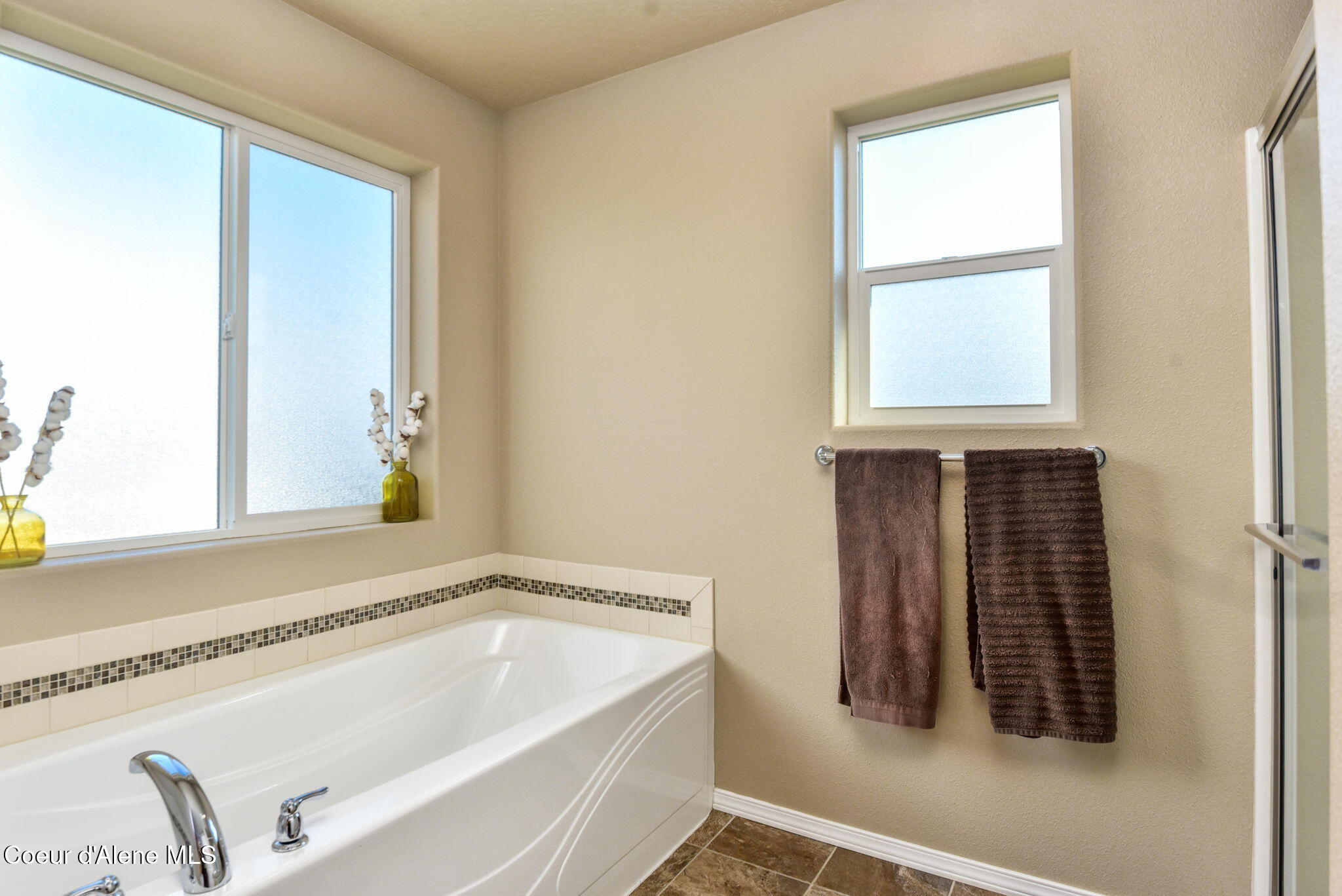 6012 West Twister Street Rathdrum, ID 83858 - Photo 14 of 24 14-web-or-mls-Primary-Bath-2