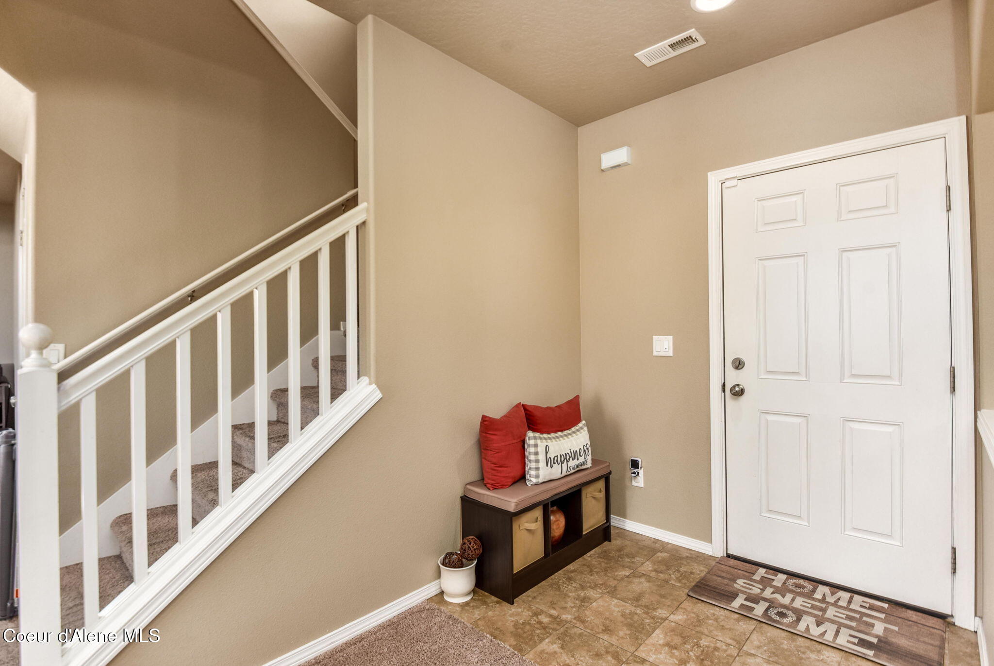 6012 West Twister Street Rathdrum, ID 83858 - Photo 4 of 24 4-web-or-mls-Entryway