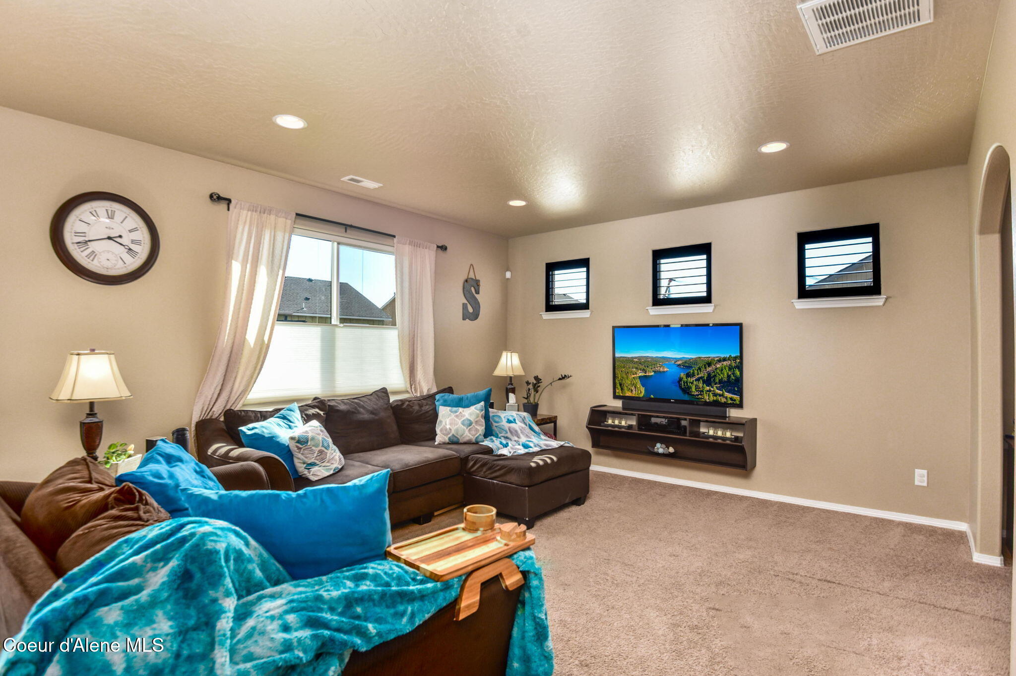 6012 West Twister Street Rathdrum, ID 83858 - Photo 7 of 24 7-web-or-mls-Living