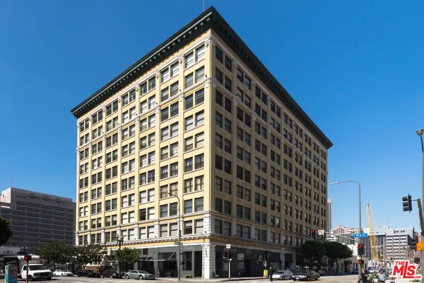 $3,575 | 108 West 2nd Street, Unit 606, Los Angeles, CA 90012