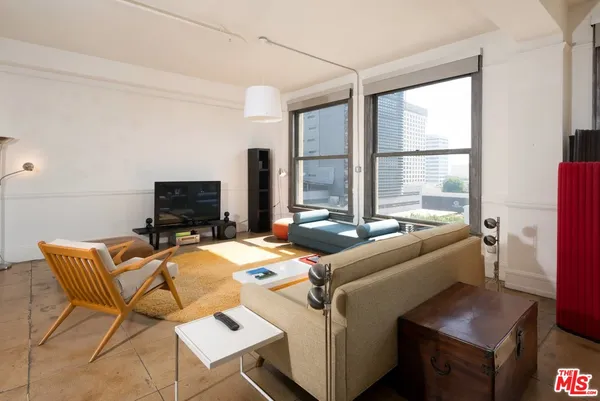 $3,575 | 108 West 2nd Street, Unit 606, Los Angeles, CA 90012