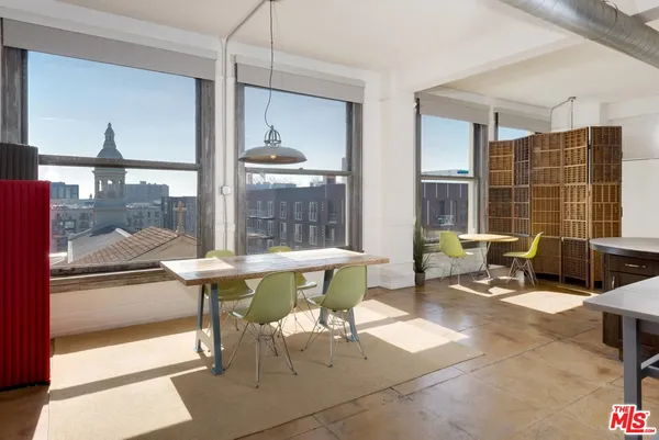 $3,575 | 108 West 2nd Street, Unit 606, Los Angeles, CA 90012