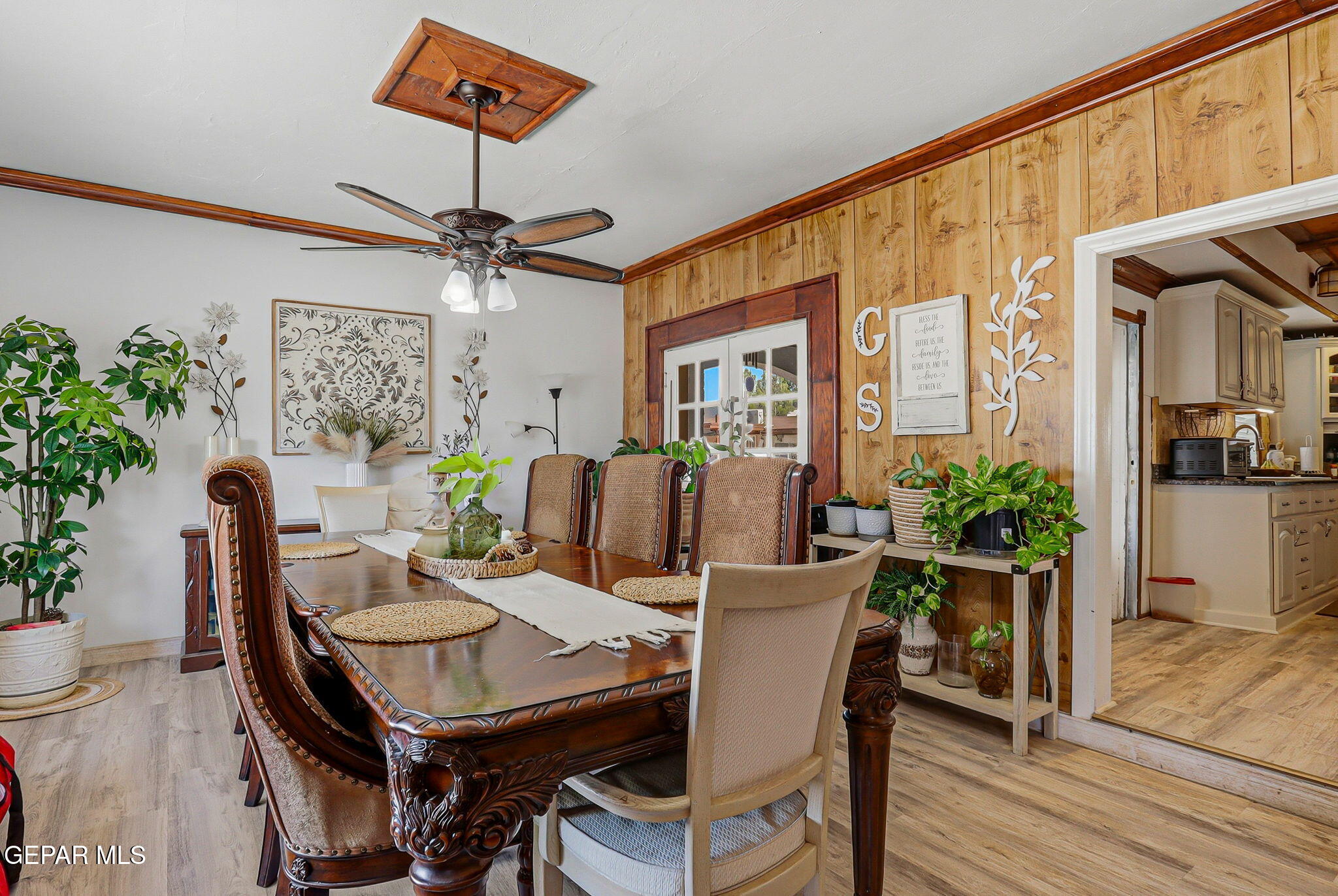 146 Croom Road El Paso, TX 79915 - Photo 21 of 92 Dining Room