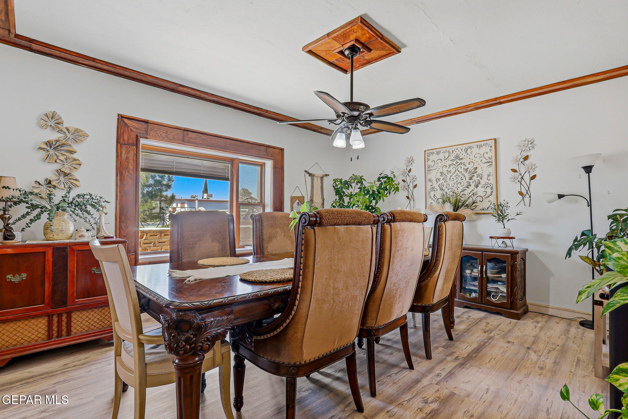 146 Croom Road El Paso, TX 79915 - Photo 24 of 92 Dining Room