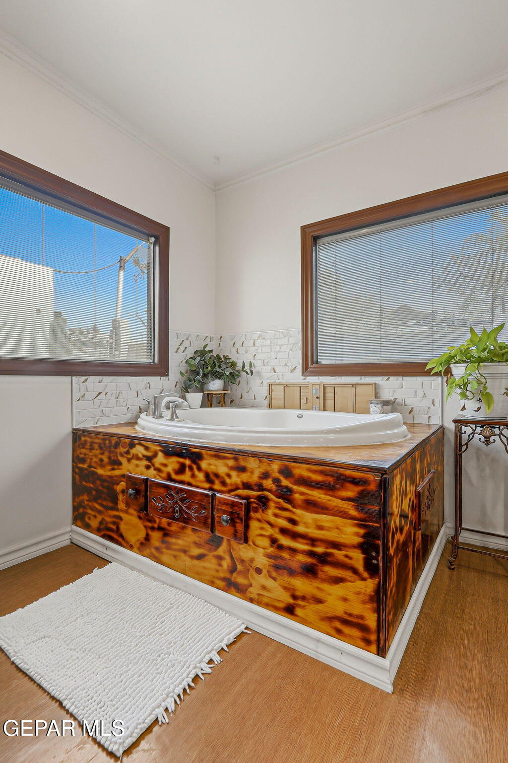 146 Croom Road El Paso, TX 79915 - Photo 31 of 92 Master Bath