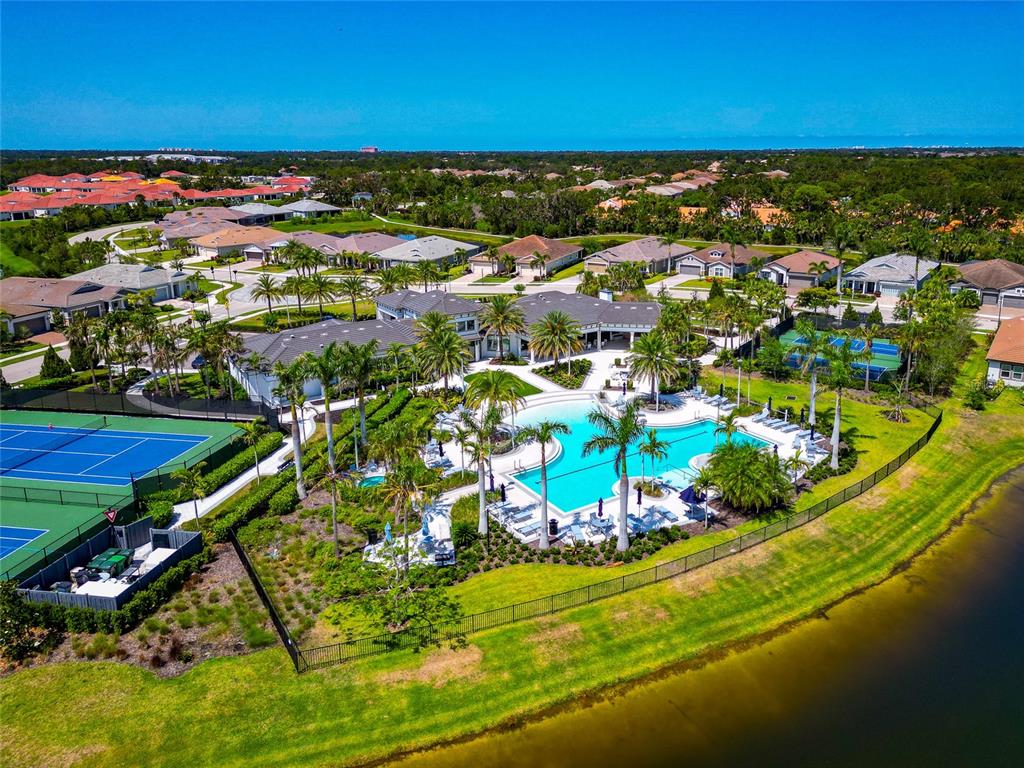 5798 Long Shore Loop Sarasota, FL 34238 - Photo 40 of 40 a view of a city