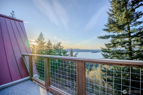 $1,450,000 | 612 Lindsay Way, Orcas Island, WA 98245