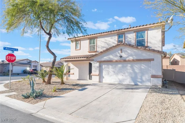 $2,695 | 3213 Brautigan Court, North Las Vegas, NV 89032