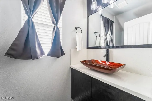 $2,695 | 3213 Brautigan Court, North Las Vegas, NV 89032