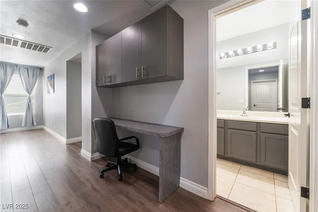 $2,695 | 3213 Brautigan Court, North Las Vegas, NV 89032