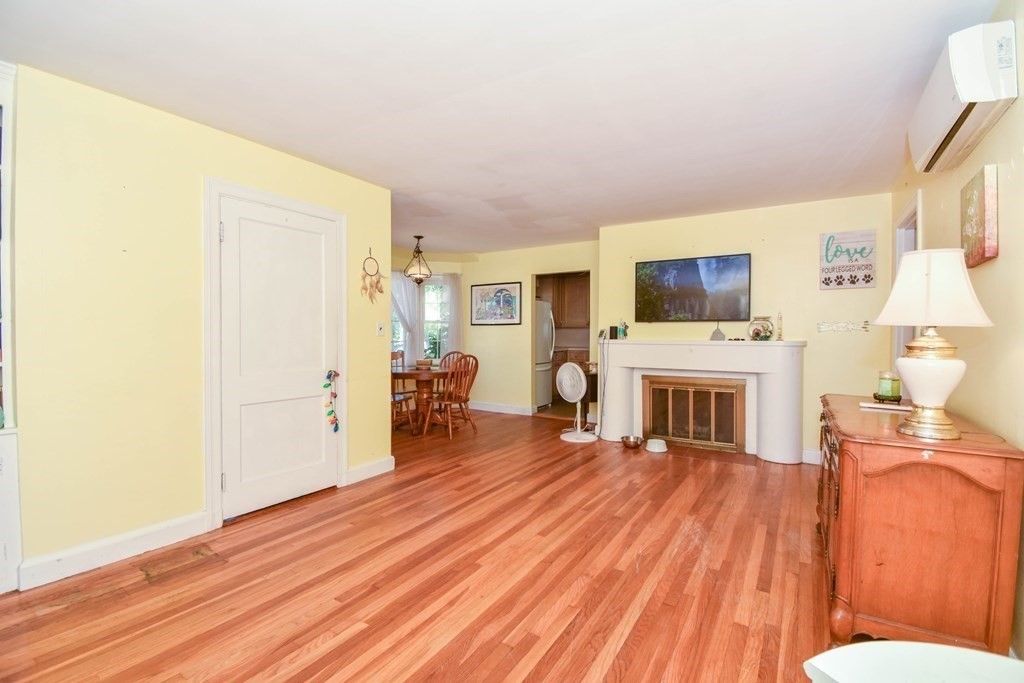 101 Sims Road Quincy, MA 02170 - Photo 5 of 40 Gallery Image 5