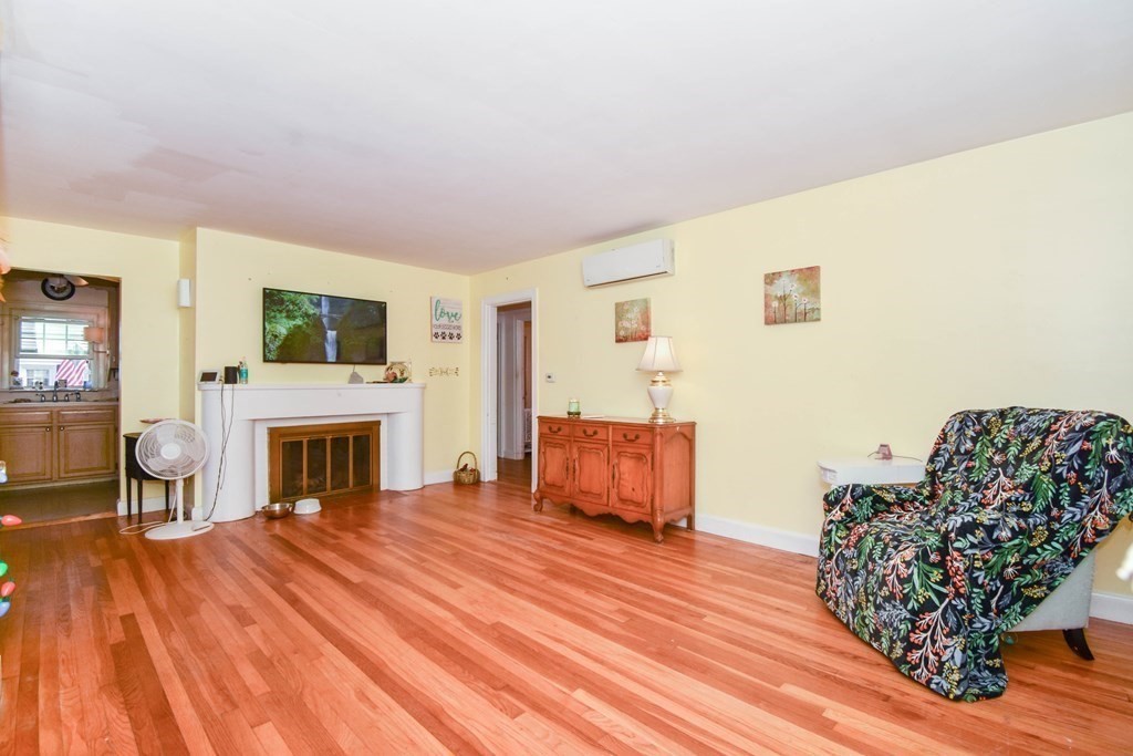 101 Sims Road Quincy, MA 02170 - Photo 9 of 40 Gallery Image 9