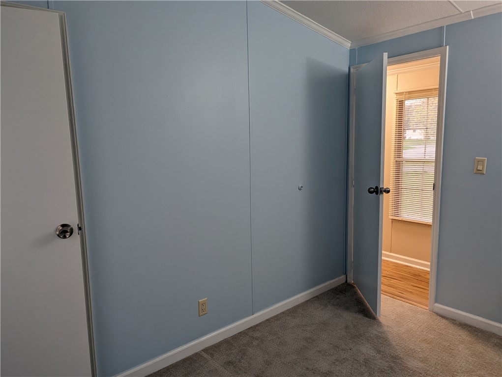 101 MacIntosh Road Ontario, NY 14519 - Photo 22 of 40 Bedroom #2