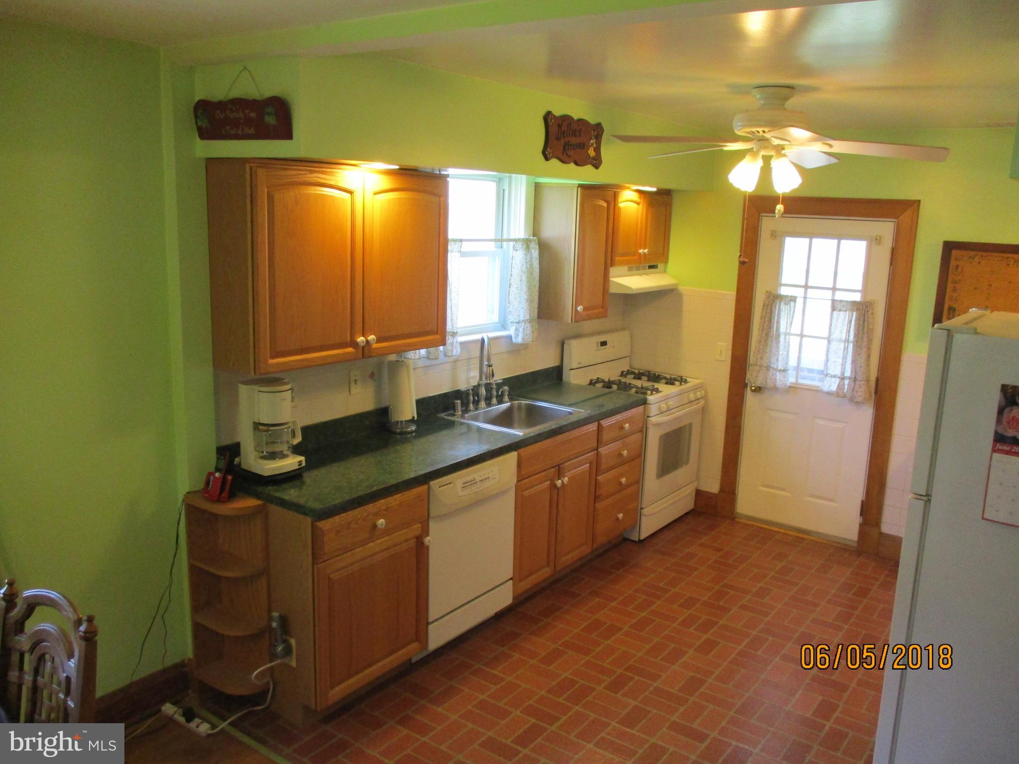7403 Greenbank Road Baltimore, MD 21220 - Photo 6 of 22 Kitchen