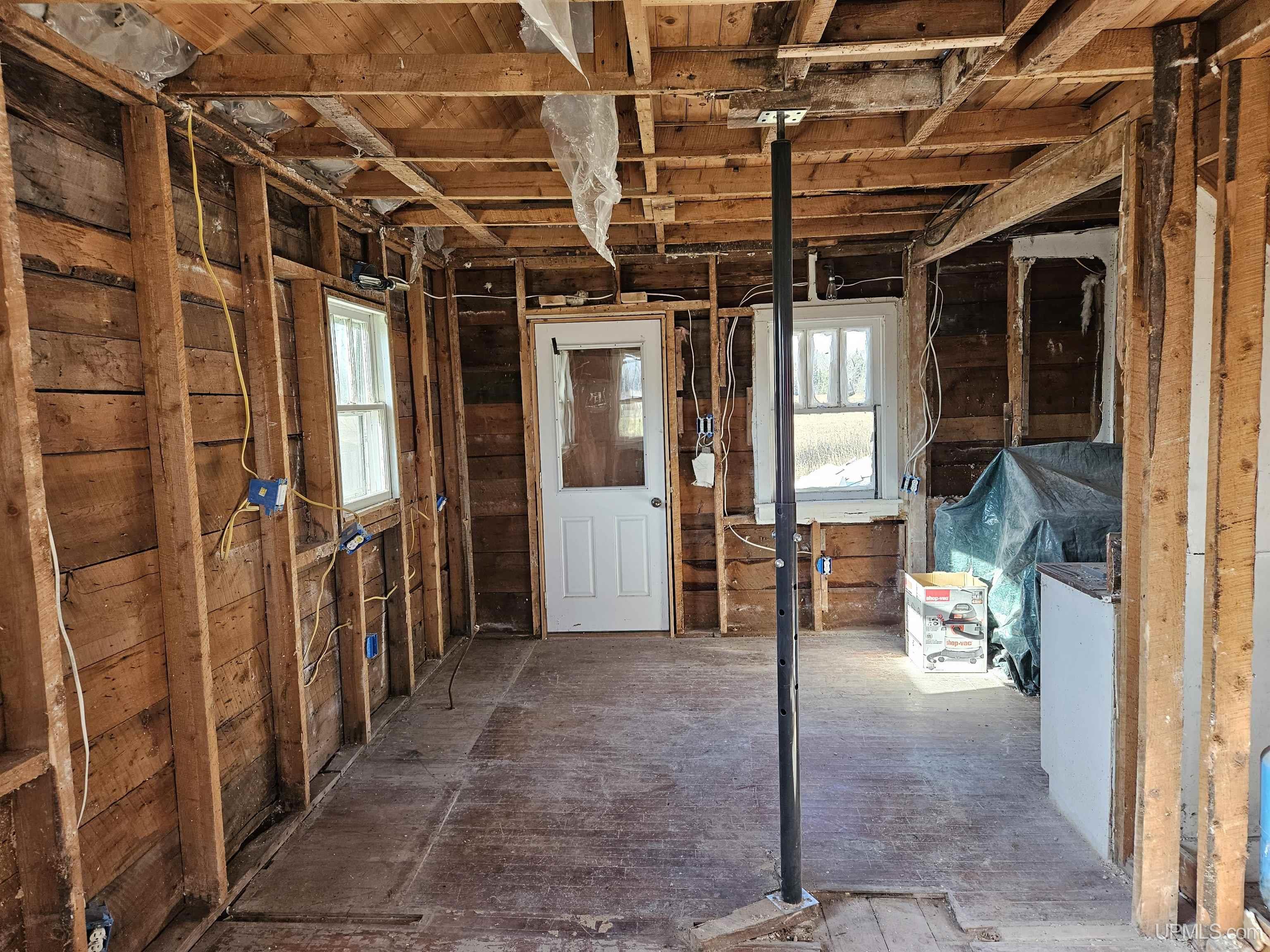 27393 South Wasas Road Mass City, MI 49948 - Photo 7 of 12