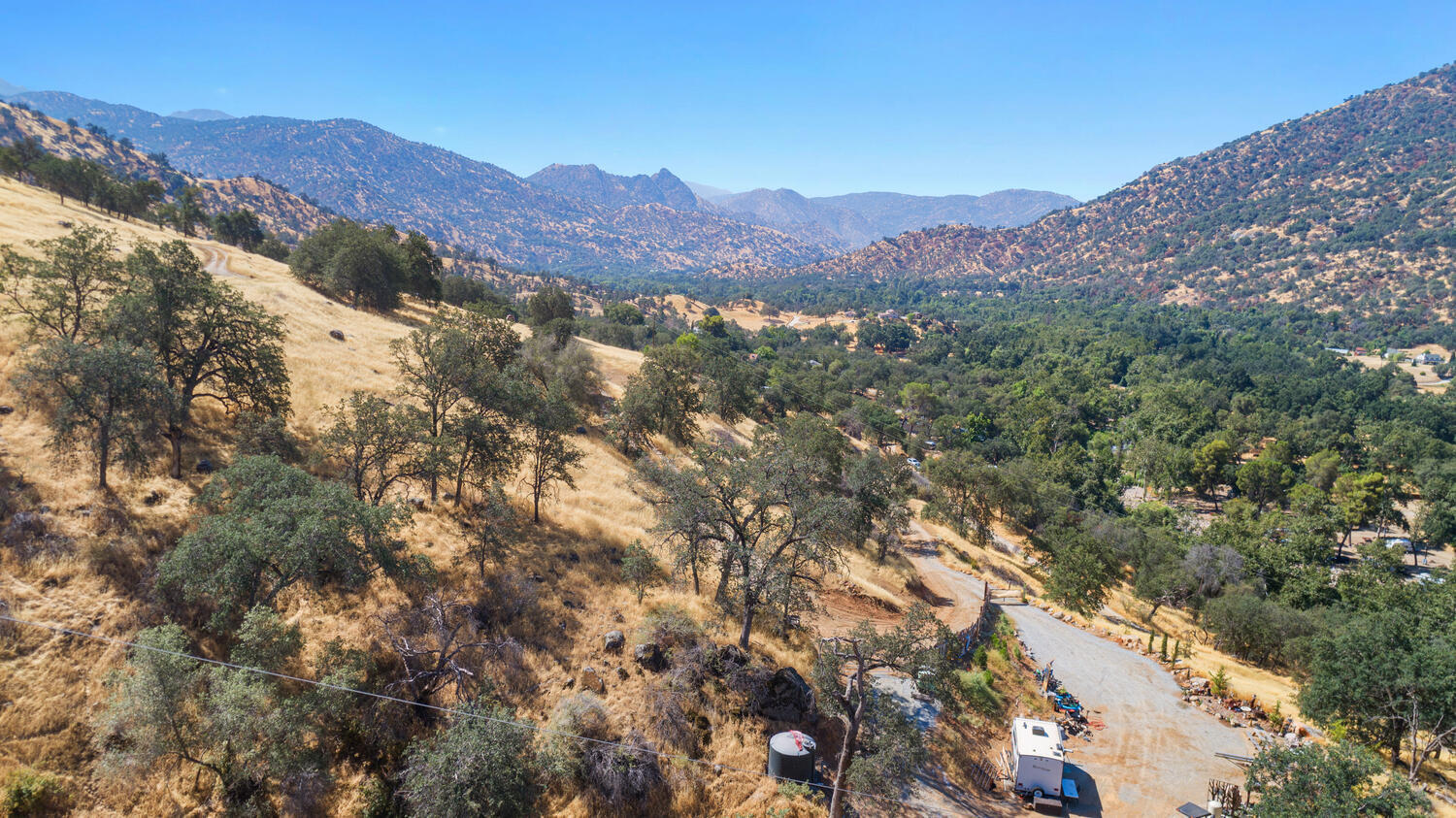 123 North Kaweah River Drive Three Rivers, CA 93271 - Photo 3 of 4 Views