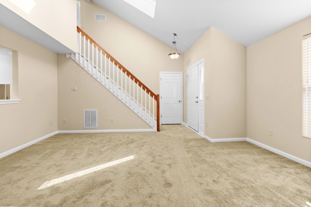 10121 Oak Trail Road Fort Wayne, IN 46825 - Photo 12 of 34