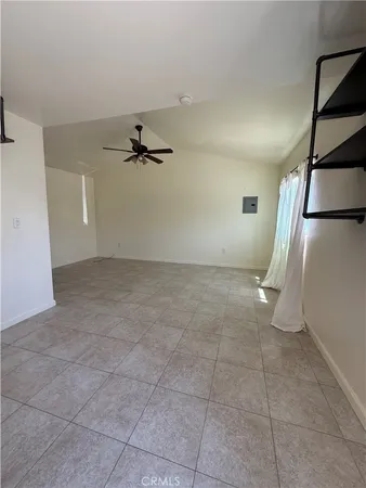 $1,750 | 809 East Colton Avenue, Redlands, CA 92374