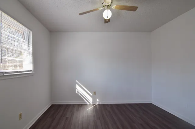 $1,295 | 6957 South Kenwood Drive, North Charleston, SC 29406