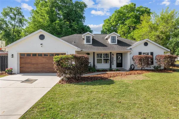 $399,900 | 25175 Southwest 20 Avenue, Newberry, FL 32669