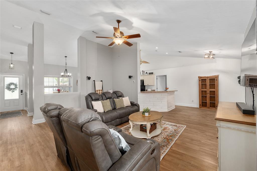25175 Southwest 20 Avenue Newberry, FL 32669 - Photo 17 of 68