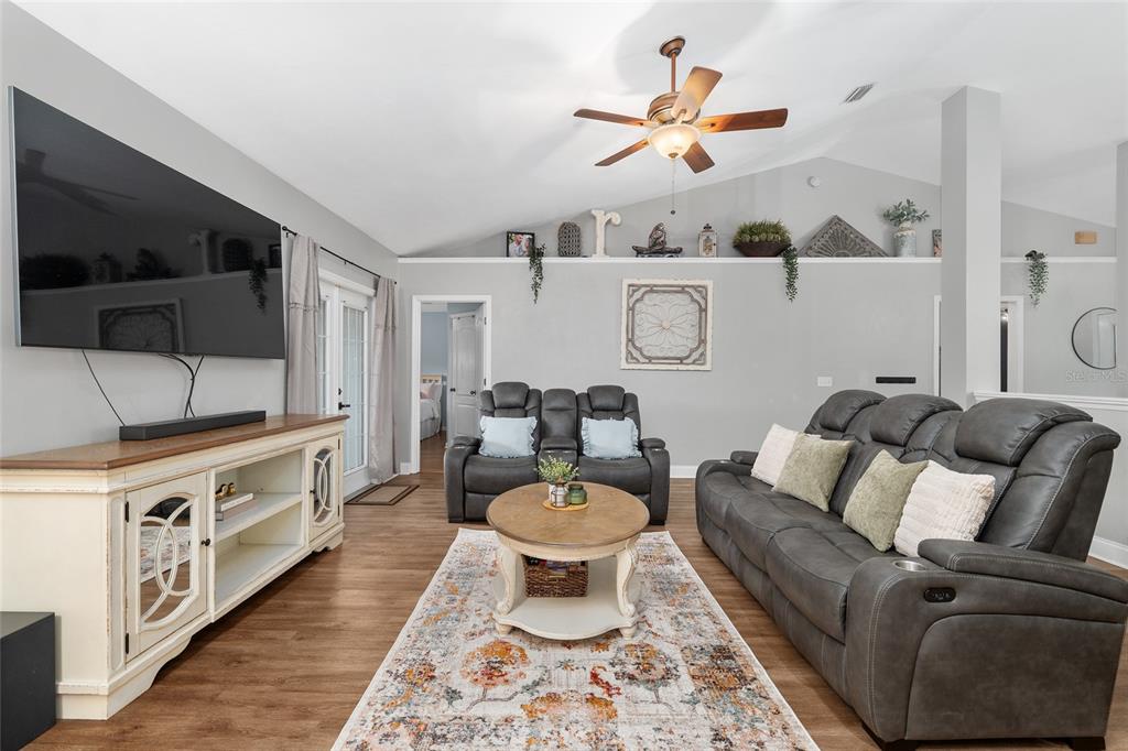 25175 Southwest 20 Avenue Newberry, FL 32669 - Photo 19 of 68