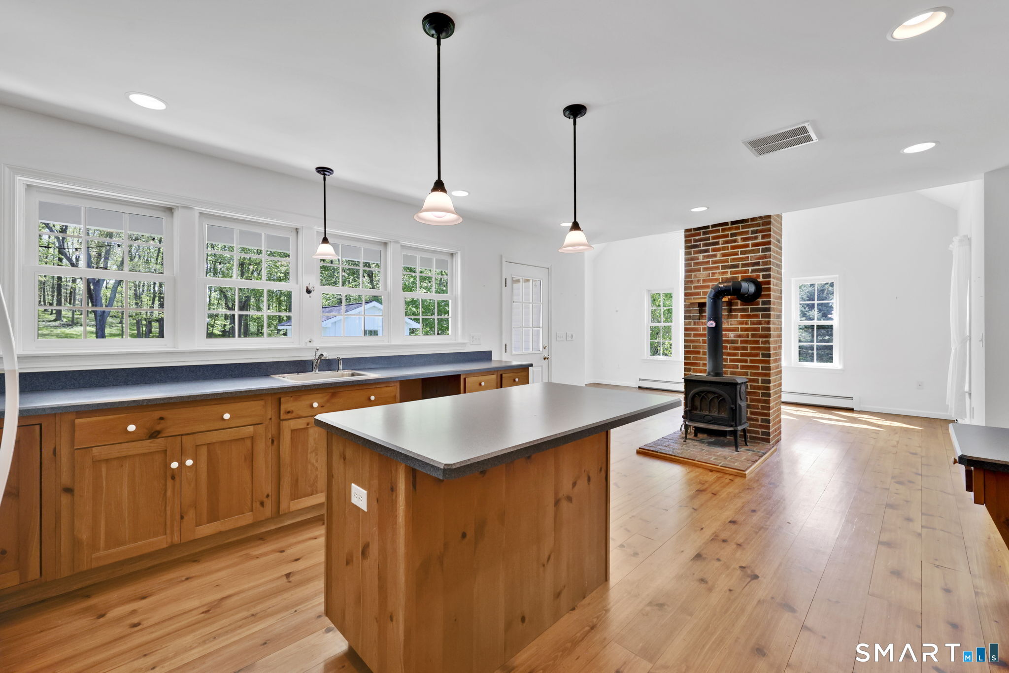 710 Storrs Road Storrs Mansfield, CT 06268 - Photo 15 of 40