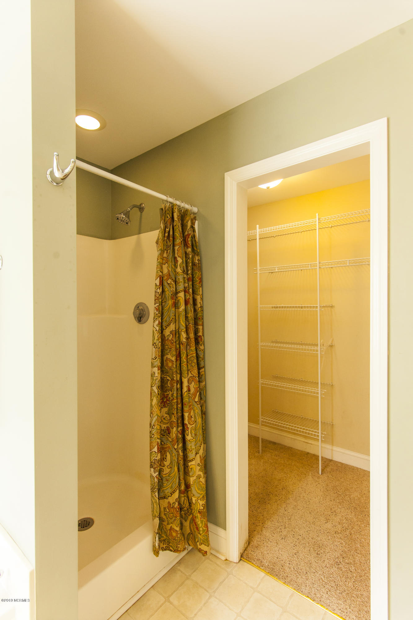 413 Conner Grant Road New Bern, NC 28562 - Photo 33 of 54 master closet