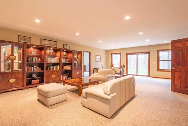 $918,000 | 9950 Tailwater Drive, Bloomington, IN 47401