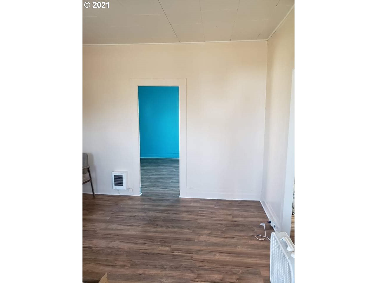 506 Southwest Goodwin Avenue Pendleton, OR 97801 - Photo 17 of 18 a view of an empty room