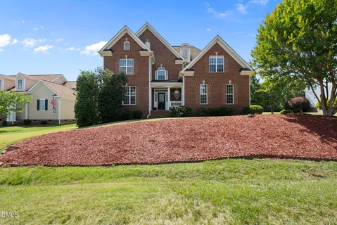 $650,000 | 2912 Oak Bridge Drive, Raleigh, NC 27610