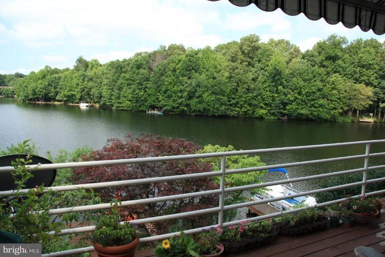 1999 Lakeport Way Reston, VA 20191 - Photo 10 of 21 Spring View