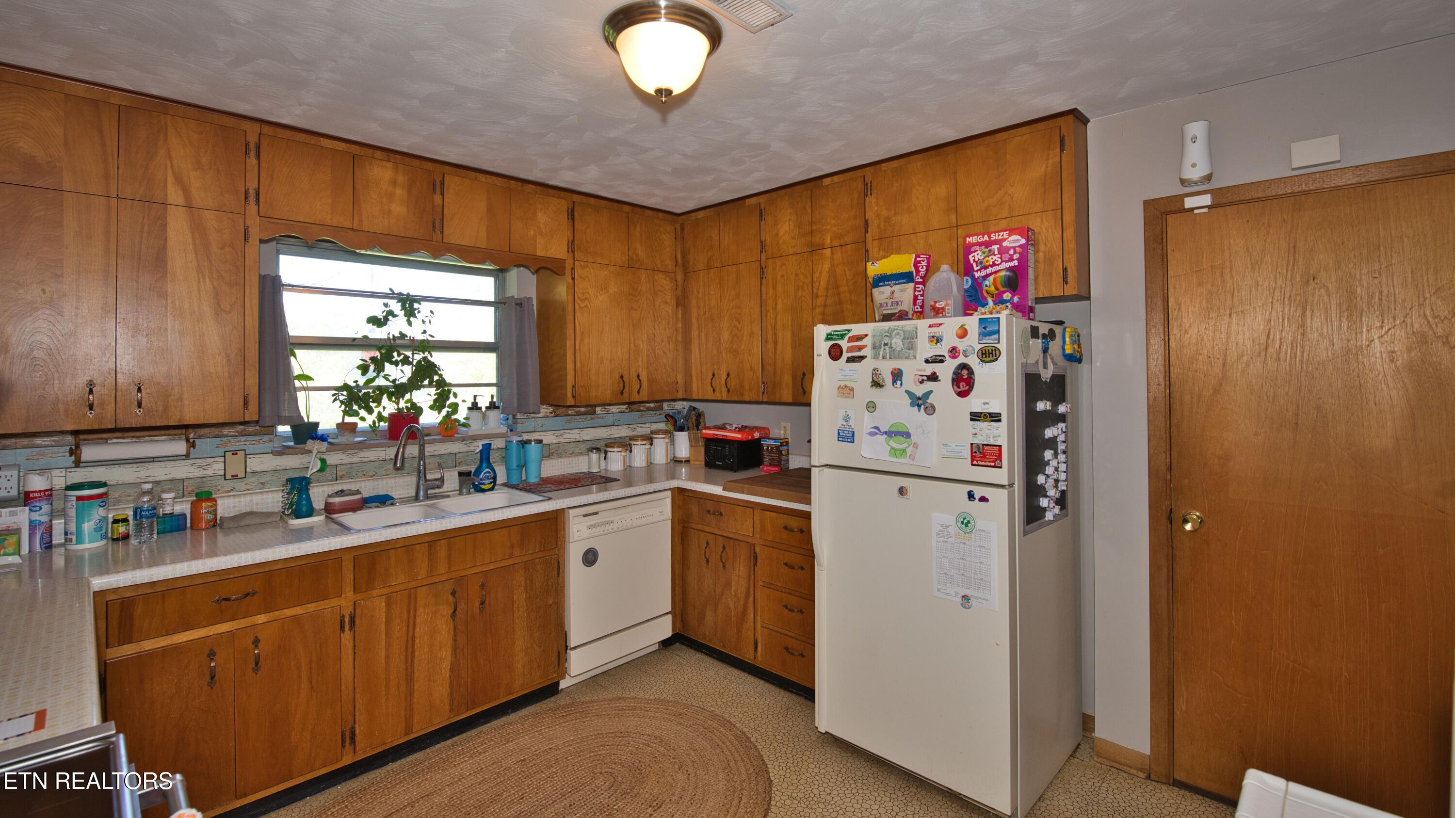904 Keener Road Seymour, TN 37865 - Photo 15 of 37 SL8_7312