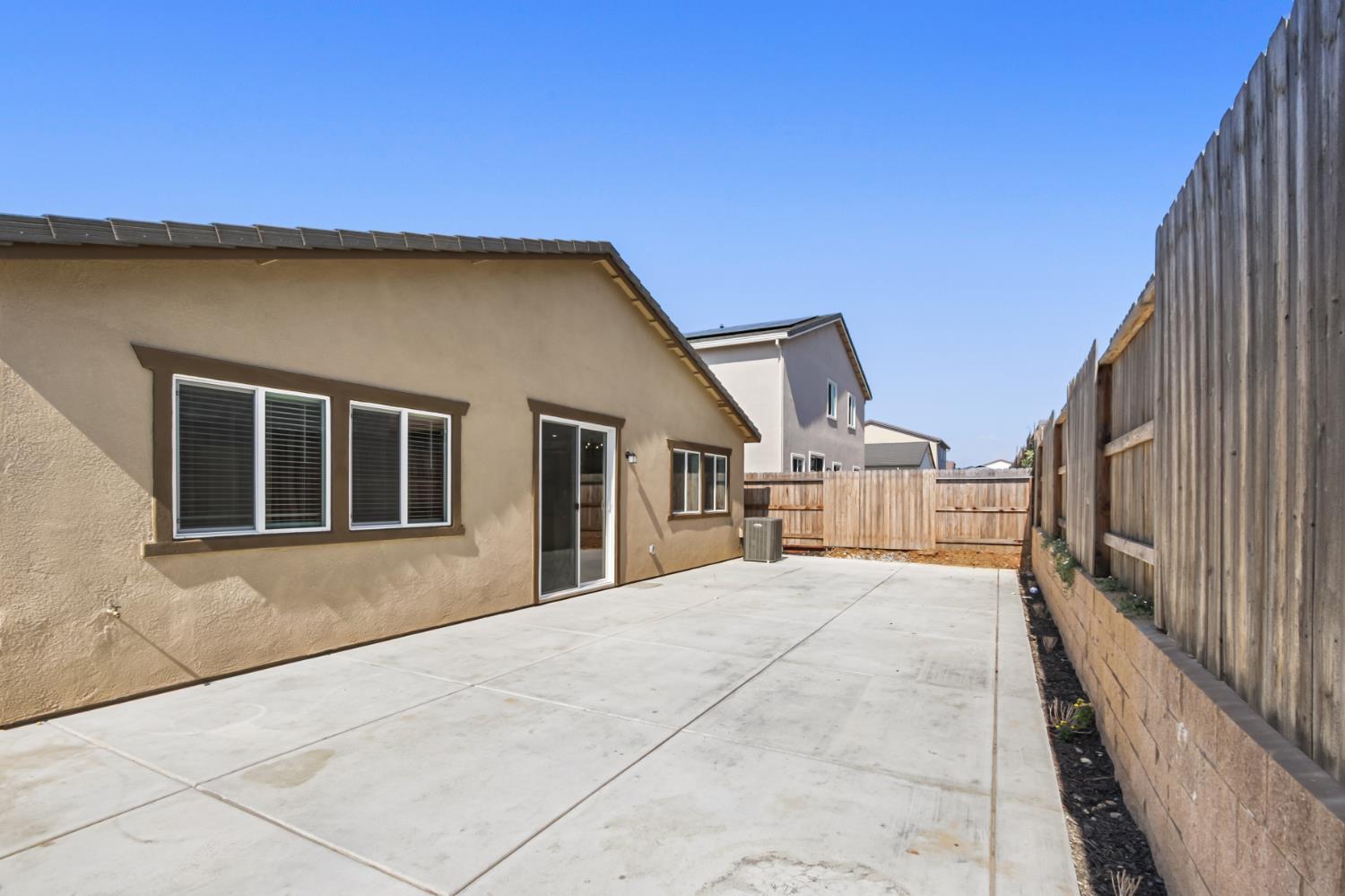 12650 Snowy Owl Way Rancho Cordova, CA 95742 - Photo 37 of 46