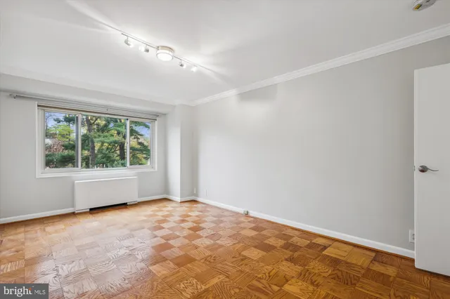 $315,000 | 4201 Cathedral Avenue Northwest, Unit 507W, Washington, DC 20016