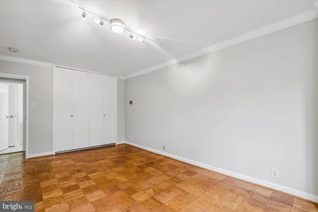 $315,000 | 4201 Cathedral Avenue Northwest, Unit 507W, Washington, DC 20016