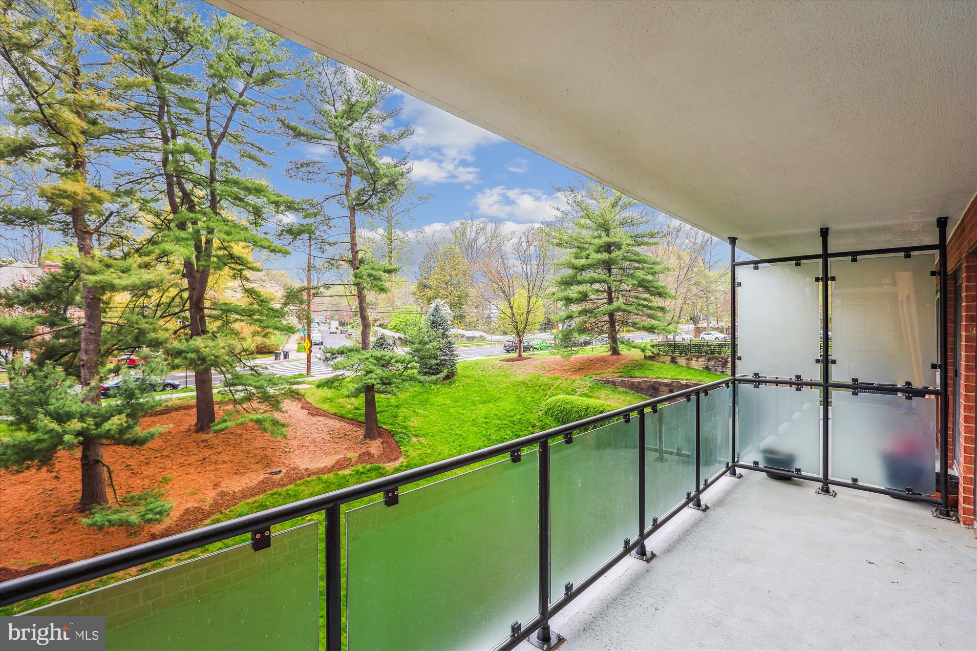 4201 Cathedral Avenue Northwest, Unit 507W Washington, DC 20016 - Photo 2 of 34 Balcony view