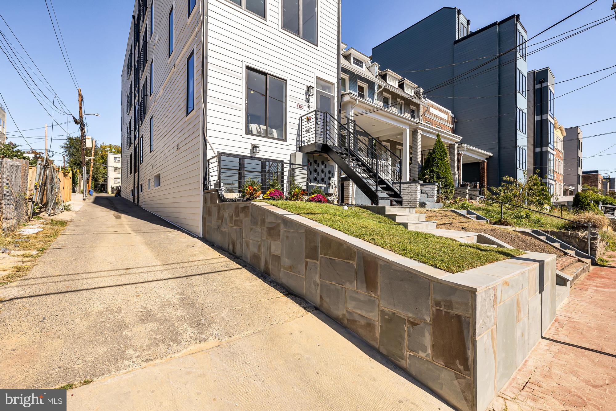 623 Kennedy Street Northwest, Unit 3 Washington, DC 20011 - Photo 18 of 20