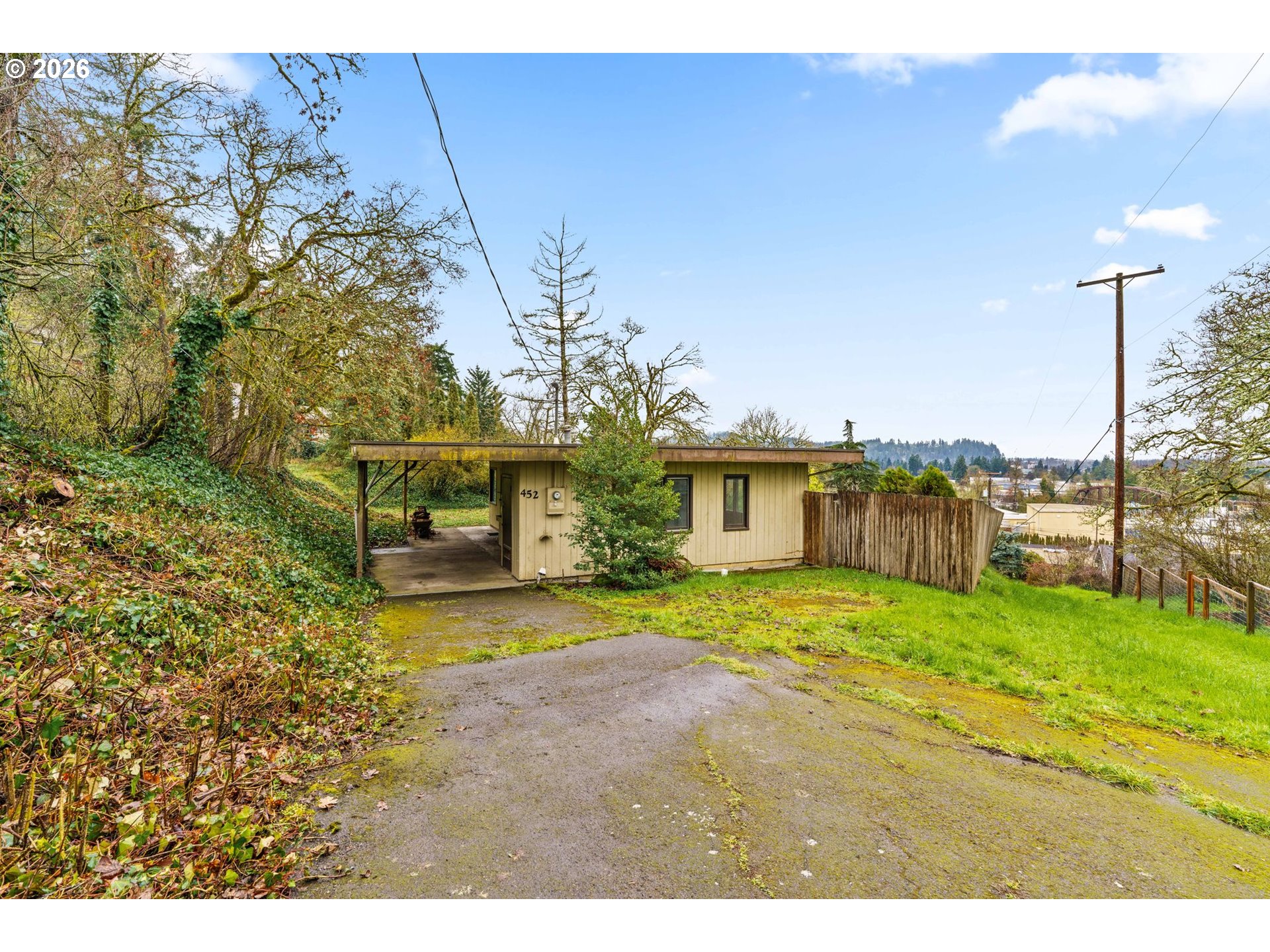 452 South 4th Street Springfield, OR 97477 - Photo 3 of 25