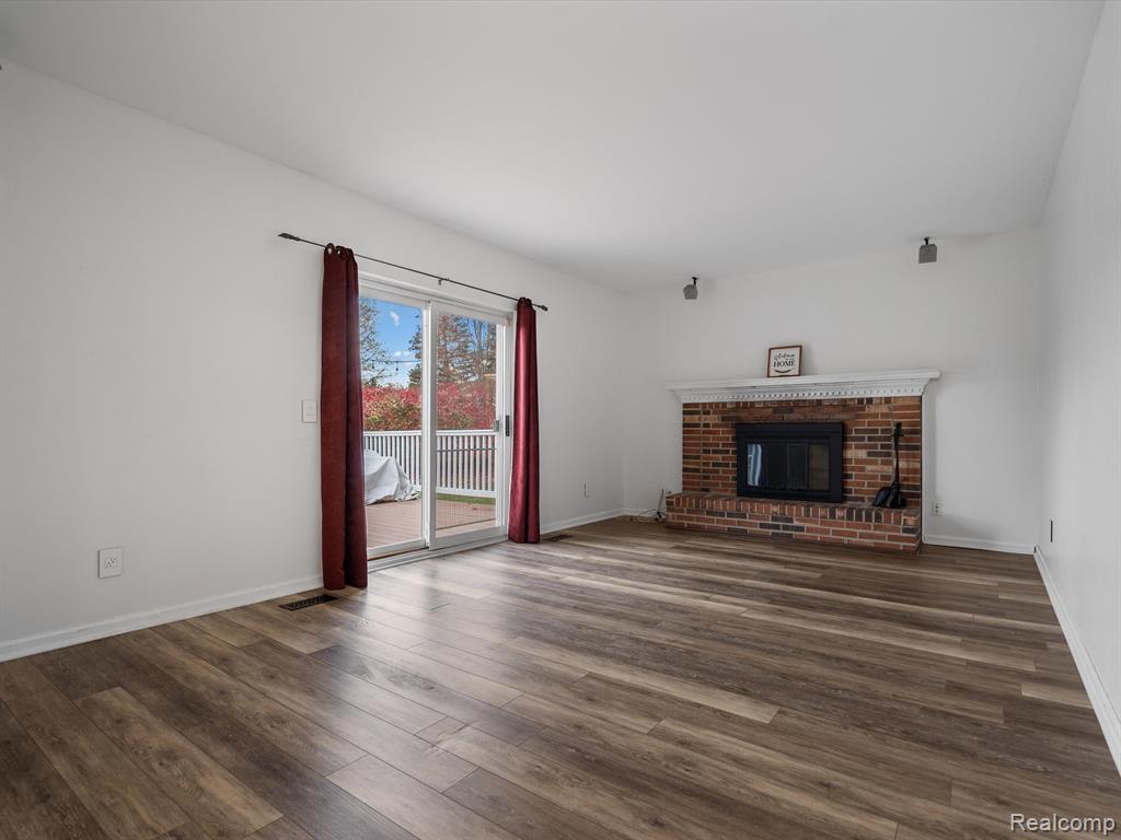 305 Torrent Court Rochester Hills, MI 48307 - Photo 17 of 36