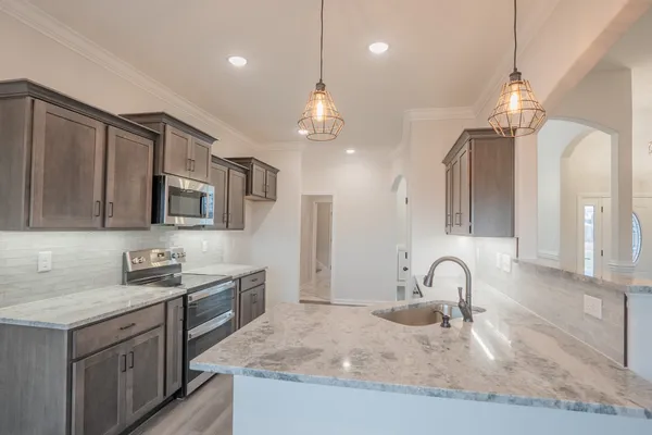 $599,900 | 8 Wofford Estates, Clarksville, TN 37040