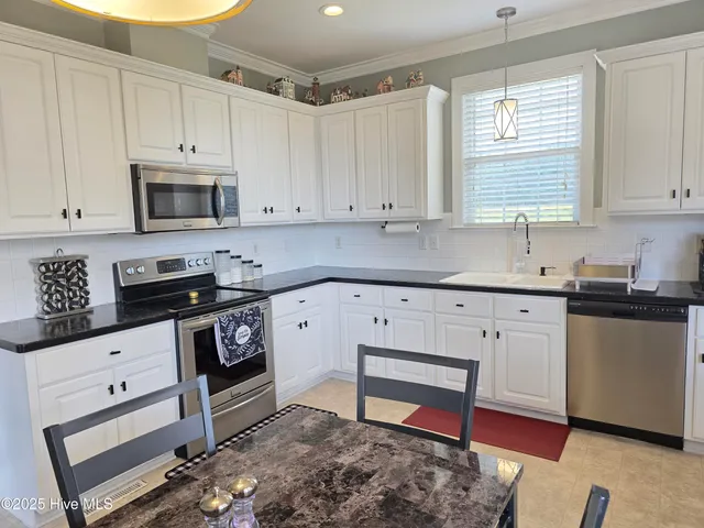 $289,000 | 3502 Baybrooke Drive, Wilson, NC 27893